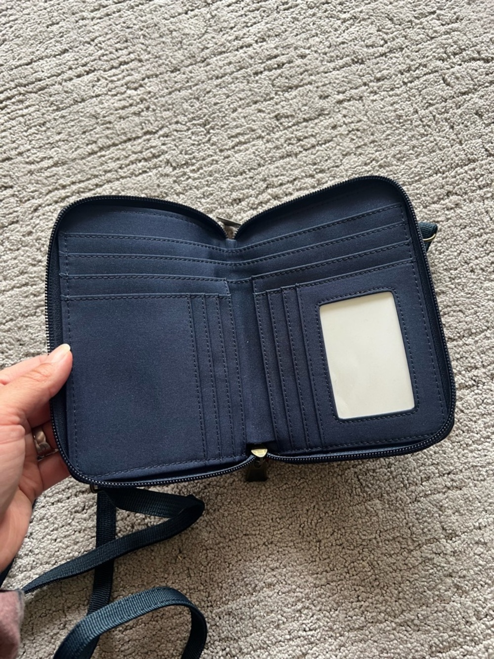 Pendleton Pilot Rock Wallet with Strap - Picture 10 of 16